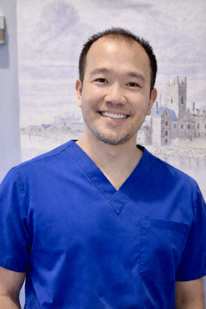 Connie Shugars – ABSTRACT SWIRL Bentchers for Wedding/Sheva Brachot (Photo 1)