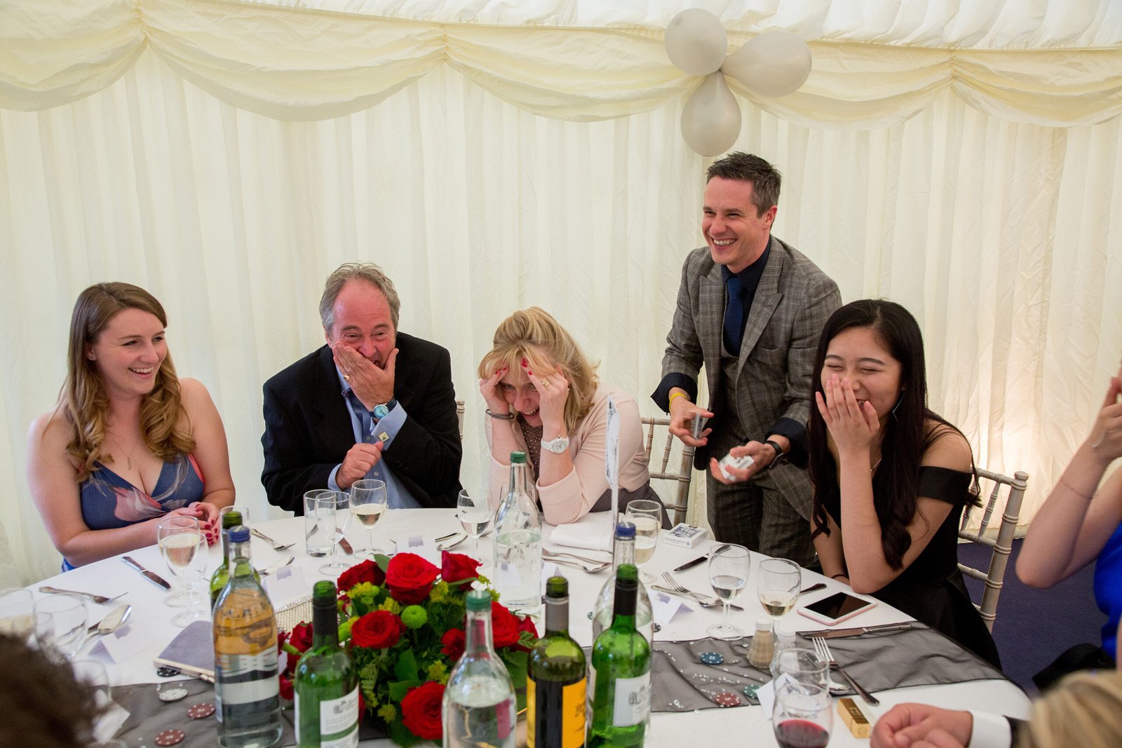 Close-up magic at a Jewish celebration