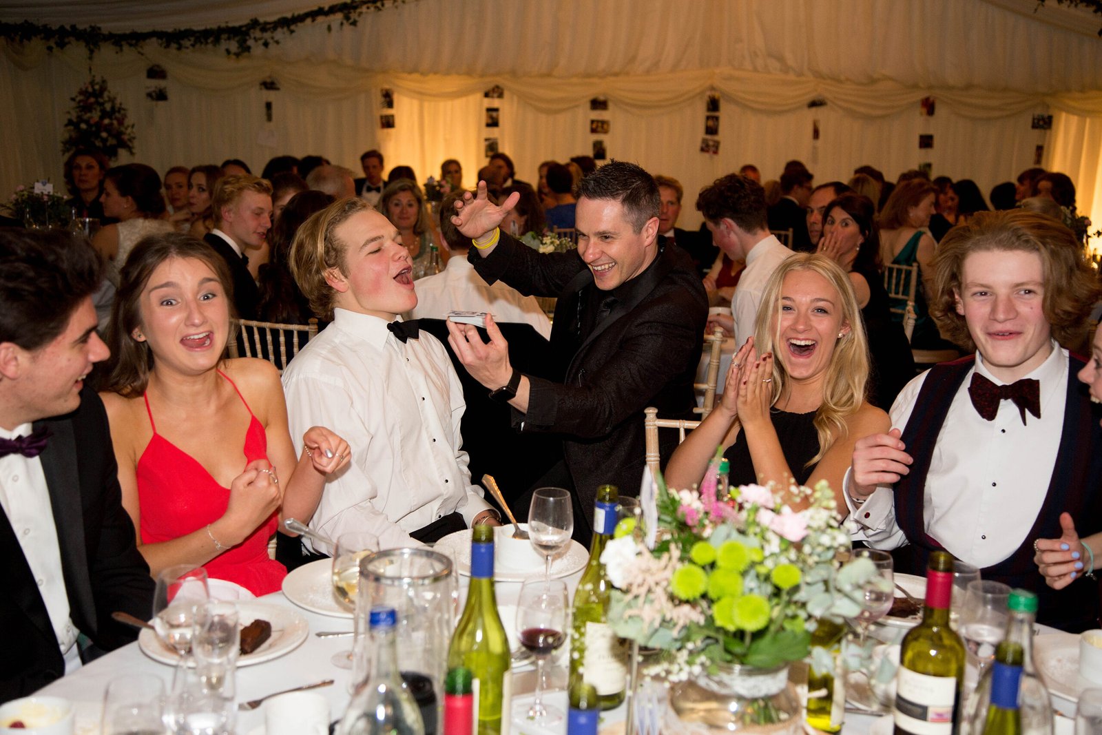 Bar Mitzvah guests amazed by table magic